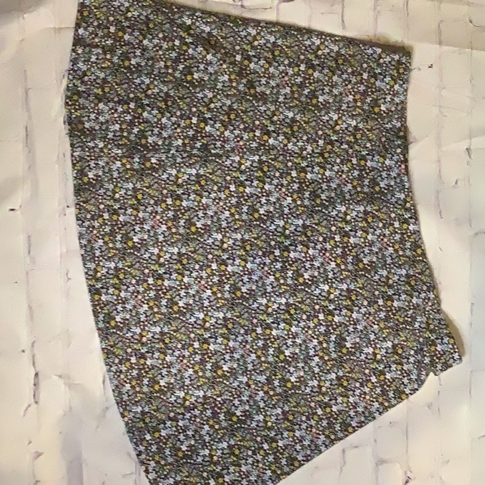 Ditsy print floral skirt Ann Taylor loft